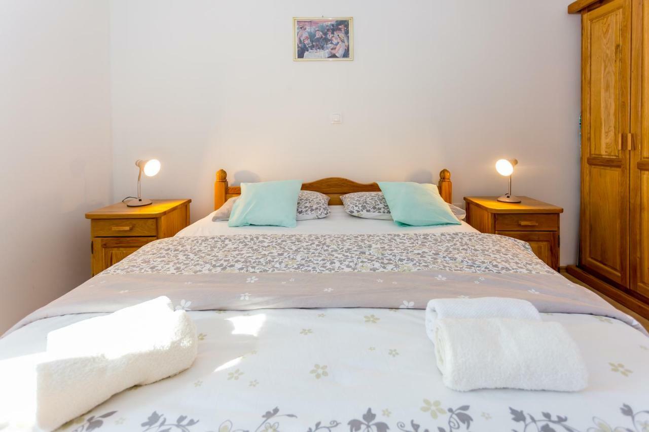 Apartmani Rebac Gata Exteriör bild