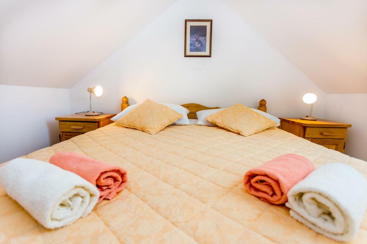 Apartmani Rebac Gata Exteriör bild